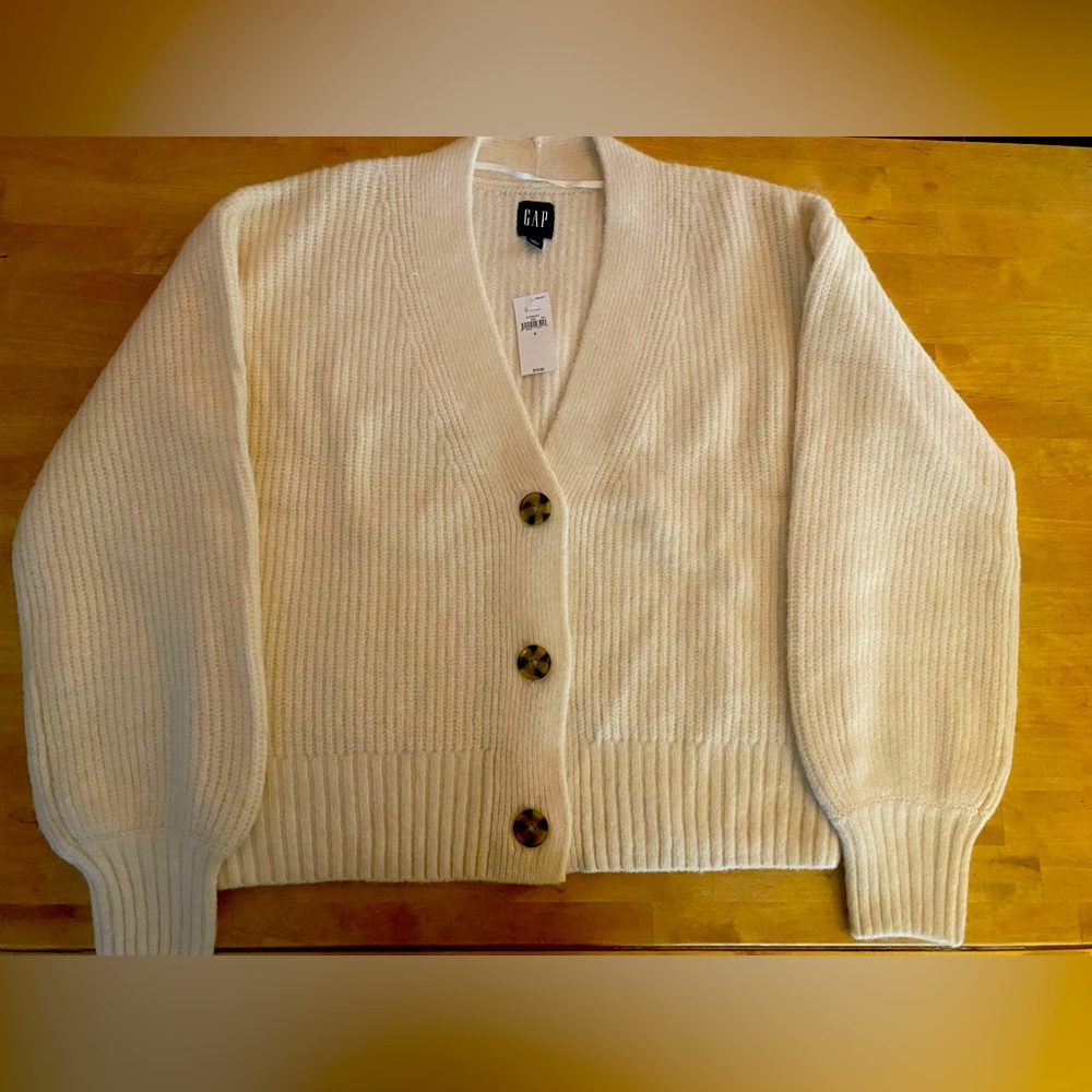 GAP Cozy button down sweater cardigan. Never been worn with tags. Size small.